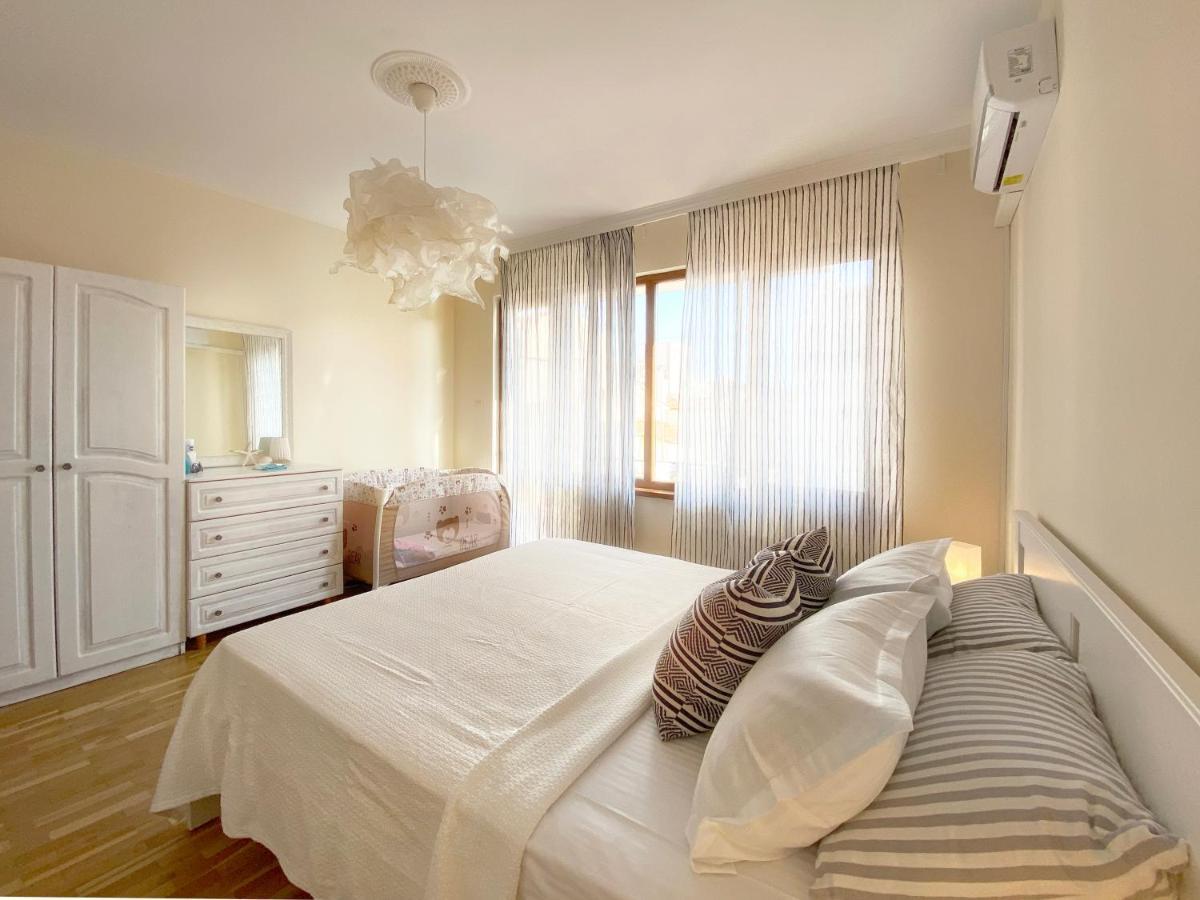 Lovely Apartment With Balcony In Pomorie Old Town By Flat Mаnаger Εξωτερικό φωτογραφία