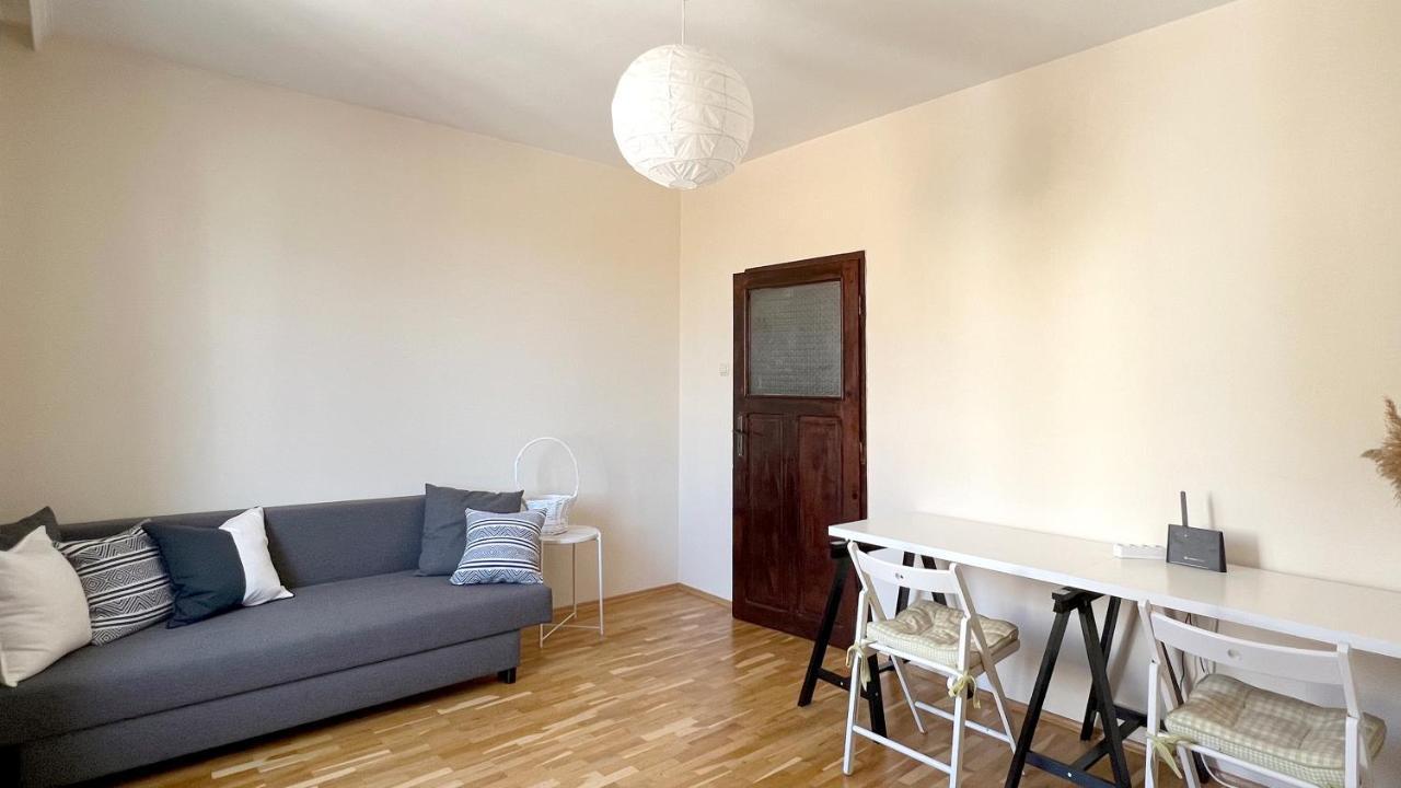 Lovely Apartment With Balcony In Pomorie Old Town By Flat Mаnаger Εξωτερικό φωτογραφία