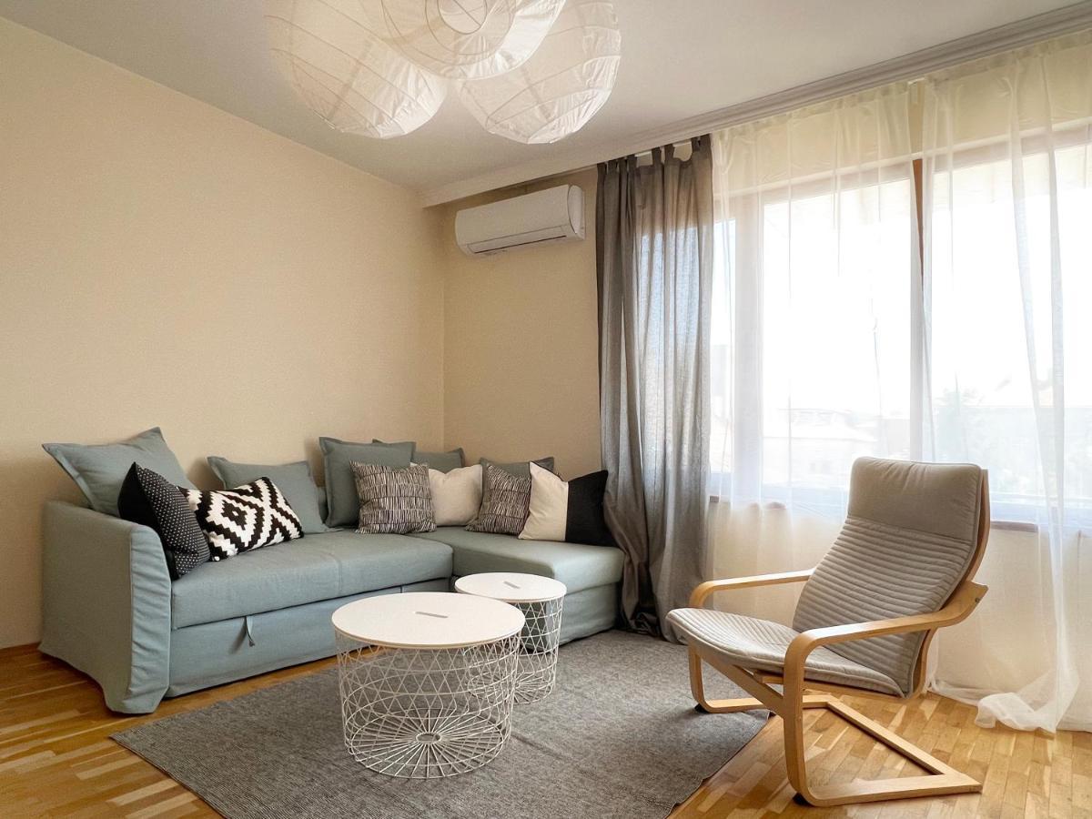 Lovely Apartment With Balcony In Pomorie Old Town By Flat Mаnаger Εξωτερικό φωτογραφία