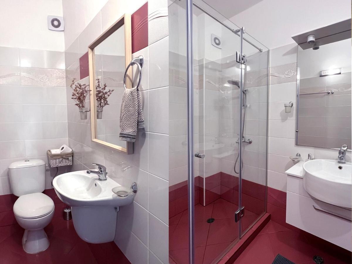 Lovely Apartment With Balcony In Pomorie Old Town By Flat Mаnаger Εξωτερικό φωτογραφία